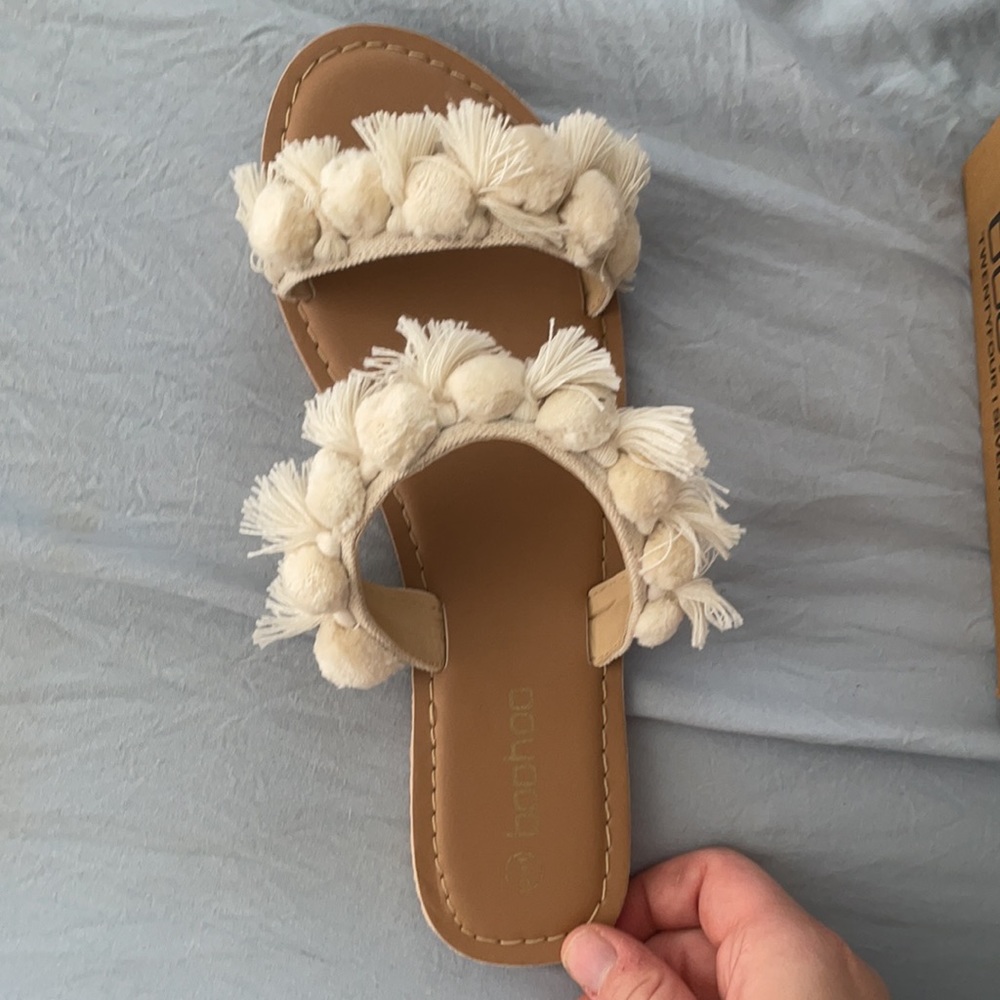 Brand new Shoes! - Picture 2 of 4